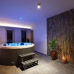 Kochau Hotel Kovacova