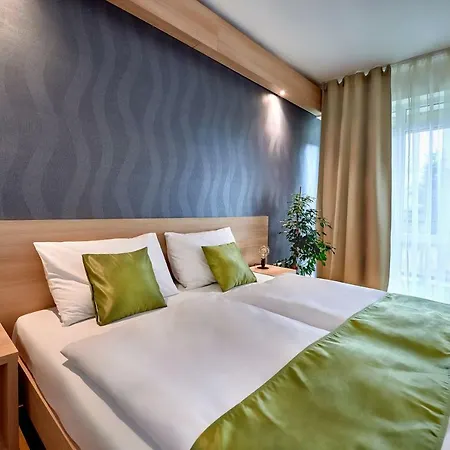 Kochau Hotel *